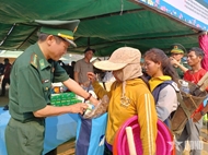 Bunpimay New Year festival on land of Vietnam - Laos friendship